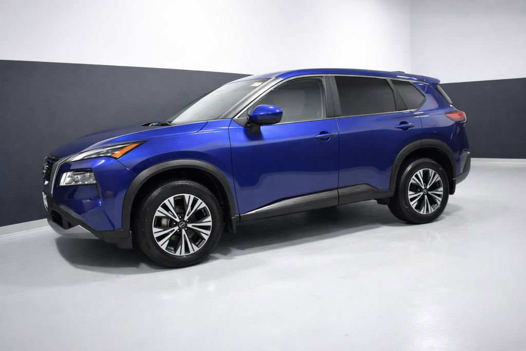 Certified 2023 Nissan Rogue SV image 2