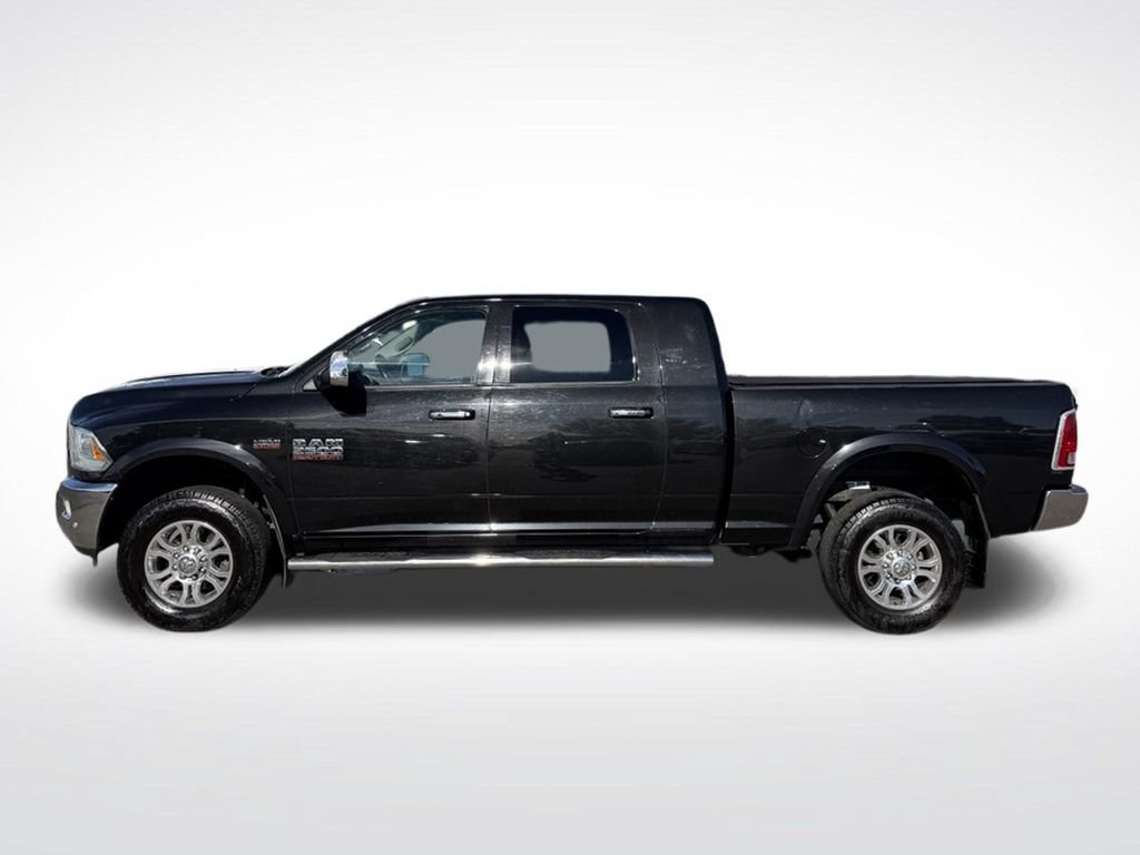 Used 2017 RAM 2500 Laramie w/ Convenience Group AWD/4WD image 2