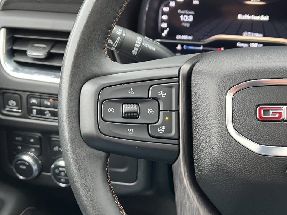 Used 2023 GMC Yukon AT4 w/ AT4 Premium Package image 25