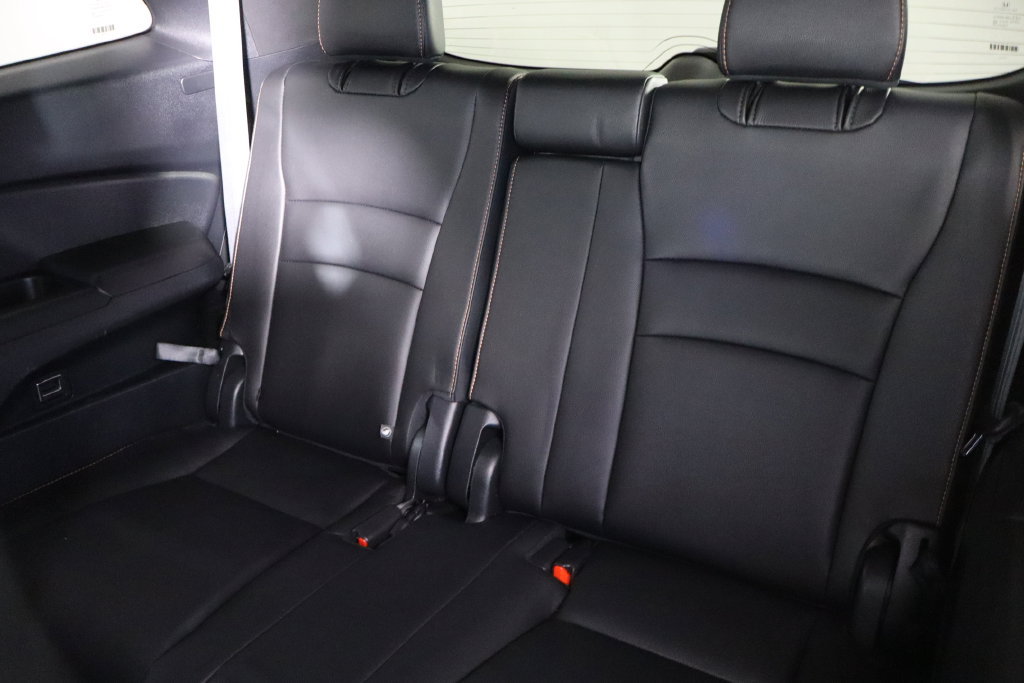 Used 2022 Honda Pilot TrailSport image 16