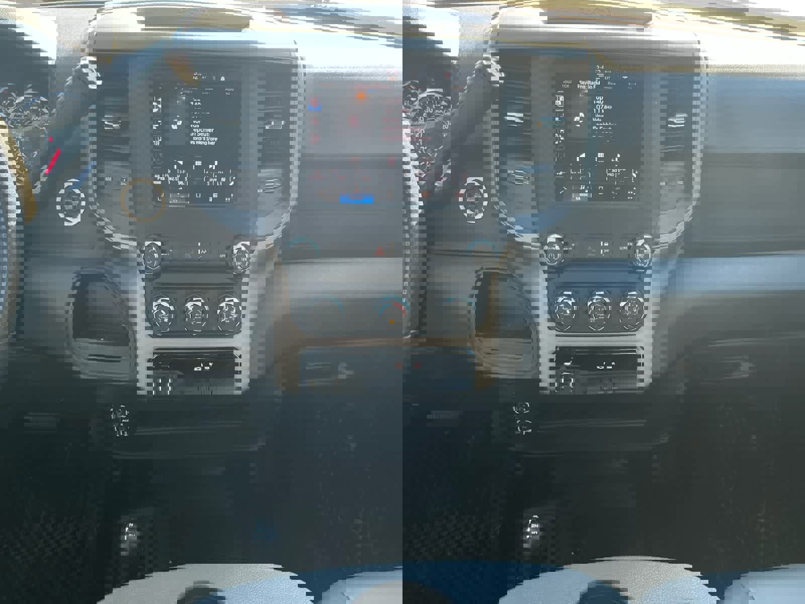 Used 2024 RAM 3500 Tradesman w/ Chrome Appearance Group image 12