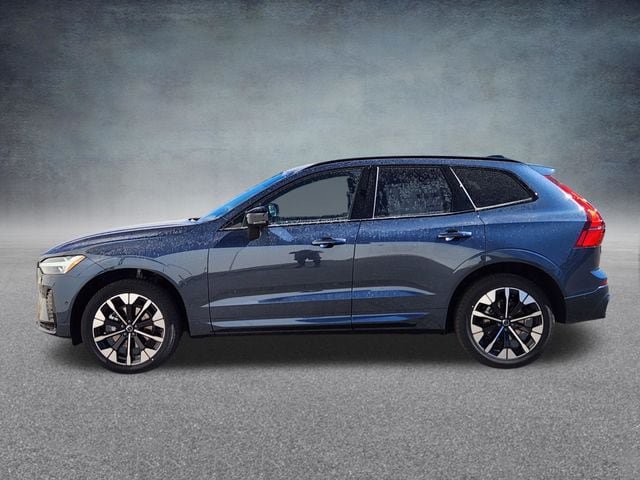 New 2026 Volvo XC60 B5 Plus w/ Climate Package AWD/4WD image 4