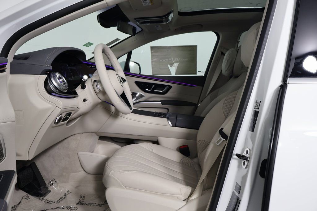 New 2026 Mercedes-Benz EQS 400 4MATIC SUV image 5