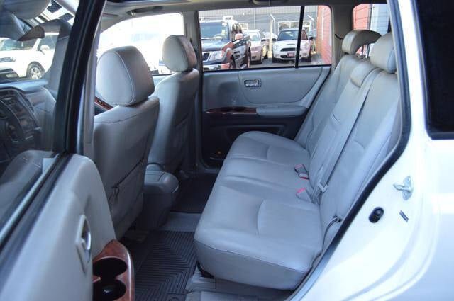 Used 2004 Toyota Highlander Limited image 47