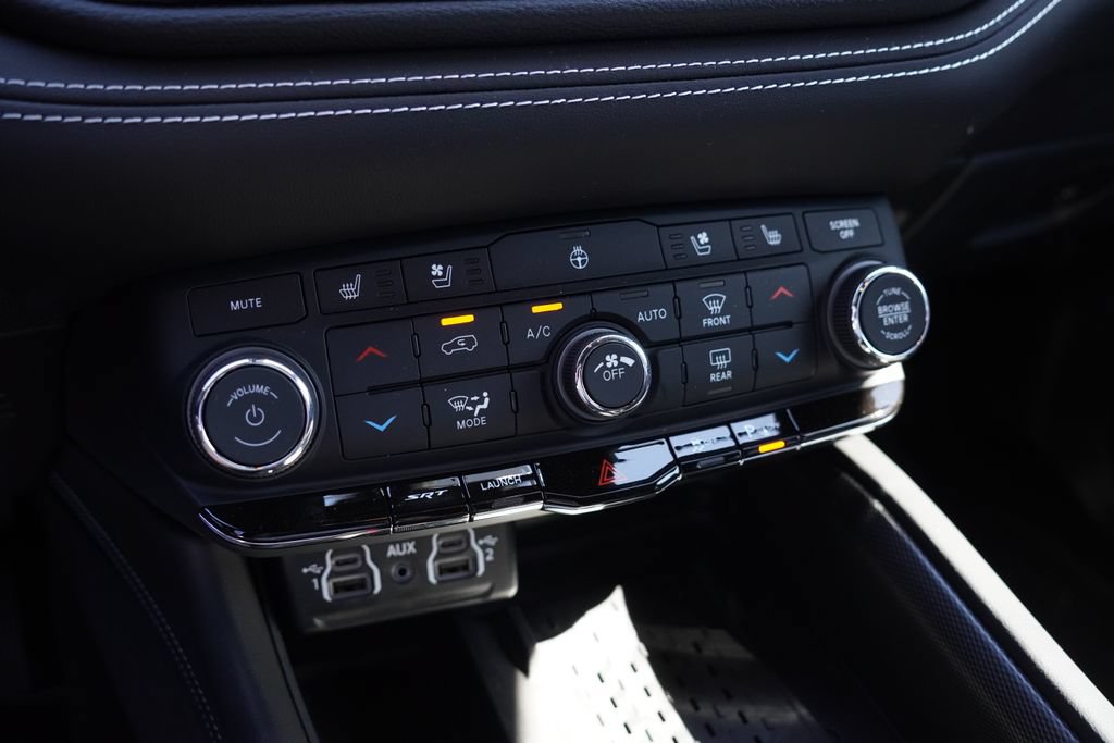 New 2027 Dodge Durango SRT Hellcat w/ 3rd Row Seating Group AWD/4WD image 28