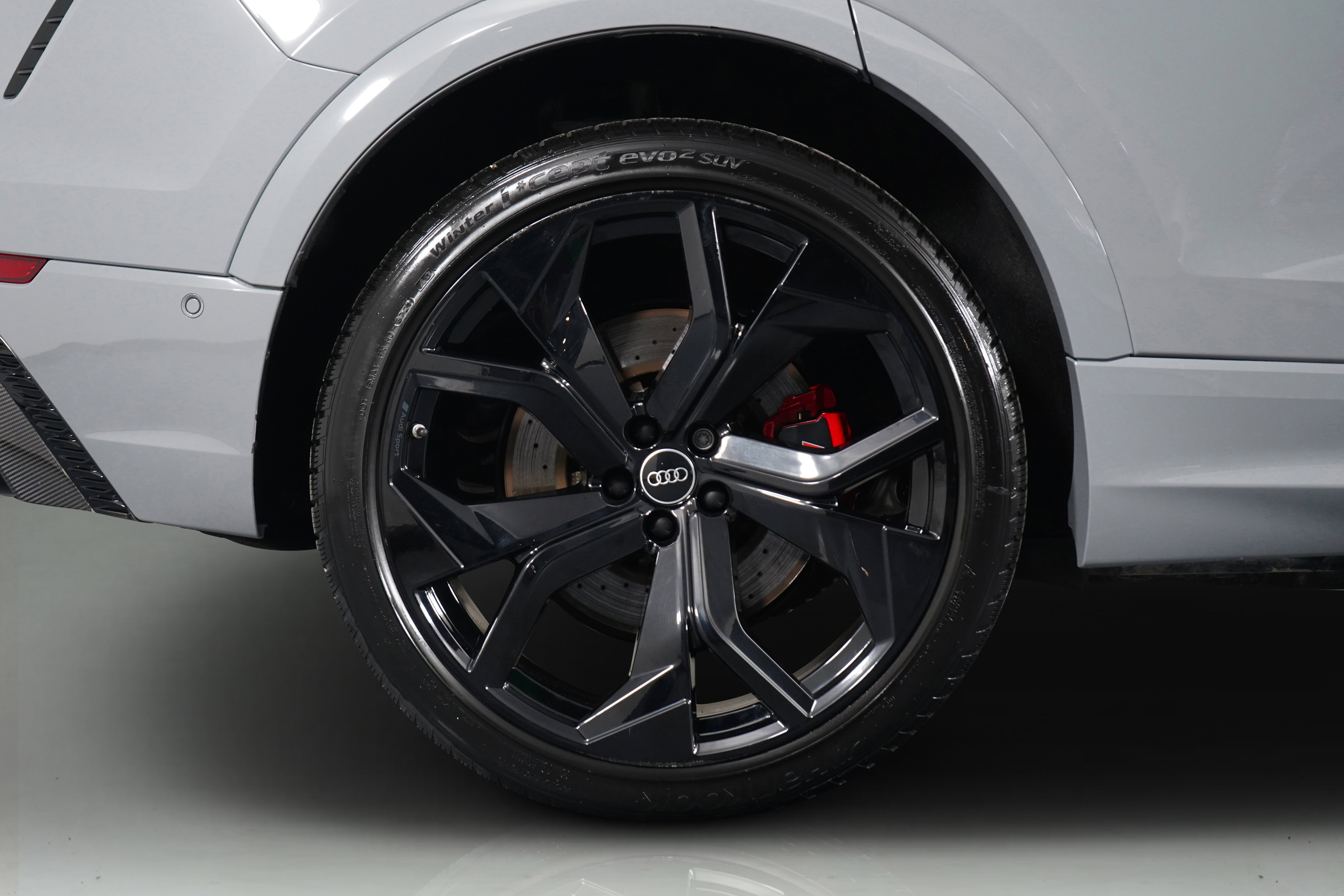 Used 2024 Audi RS Q8 image 9