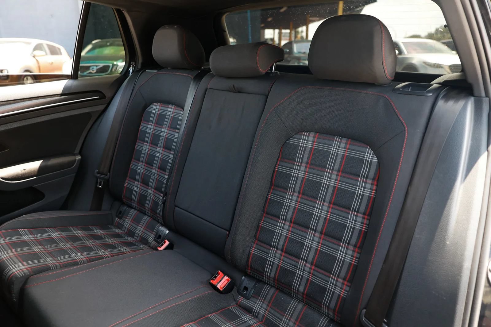 Used 2017 Volkswagen GTI Sport FWD image 18