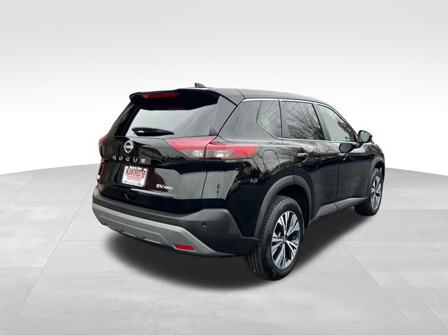 Used 2022 Nissan Rogue SV image 5