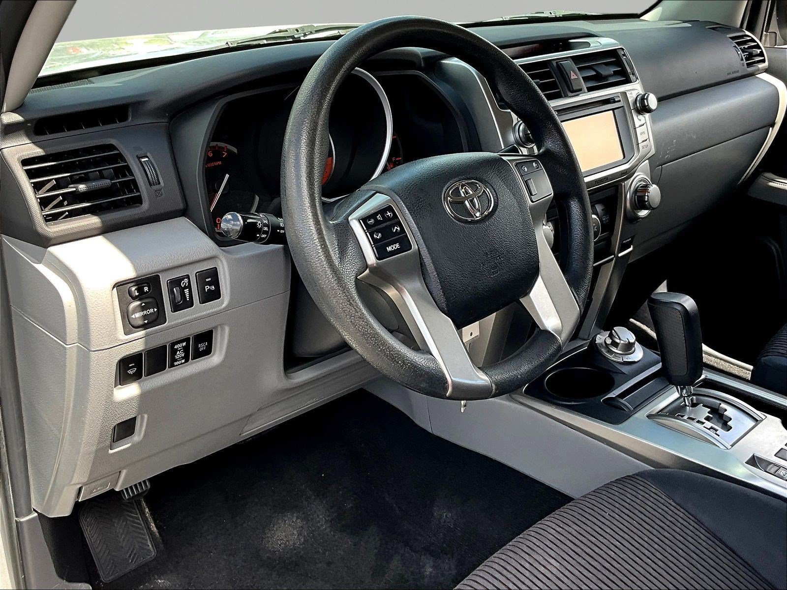 Used 2013 Toyota 4Runner SR5 AWD/4WD image 17