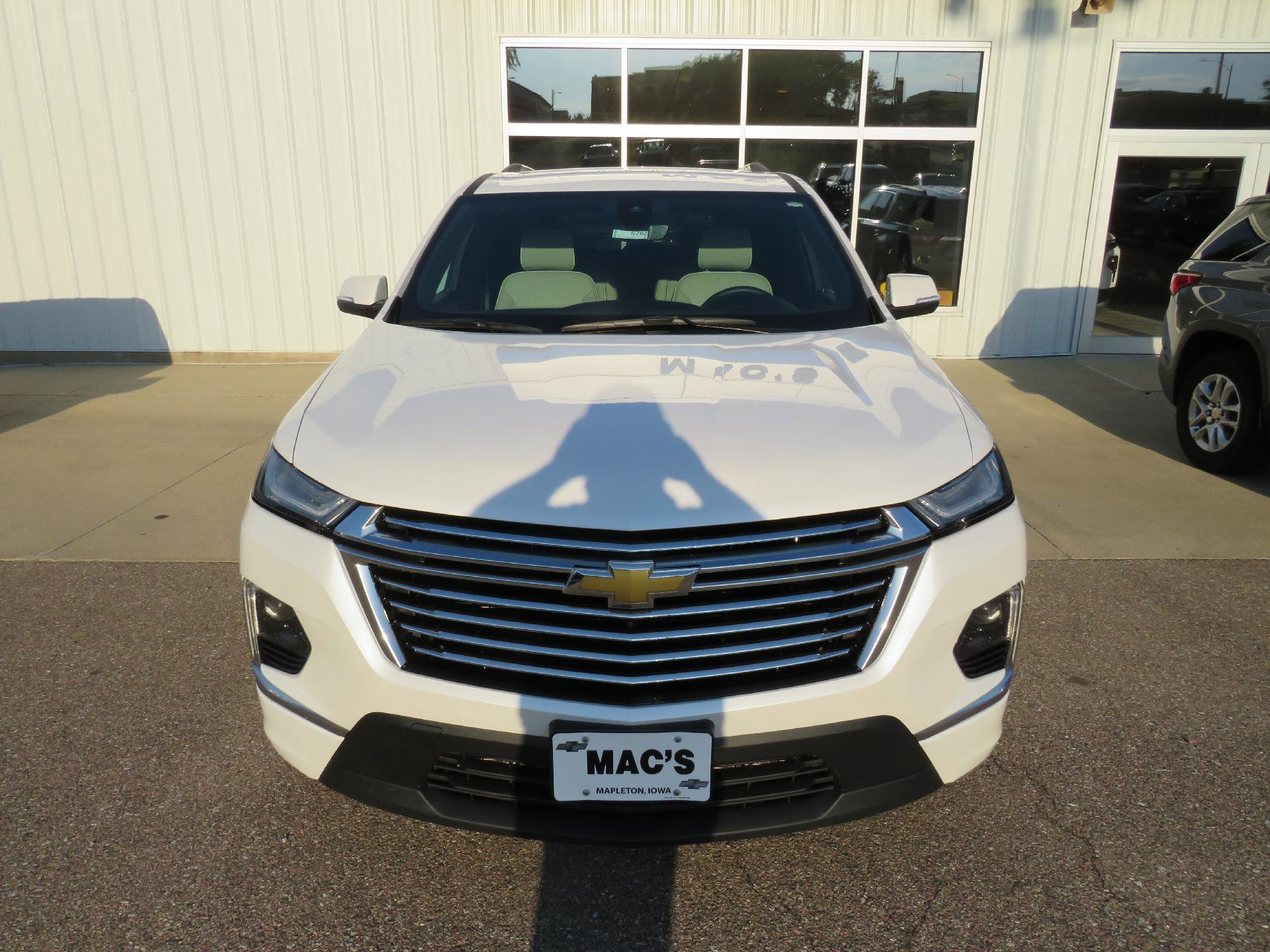 Used 2023 Chevrolet Traverse Premier image 15