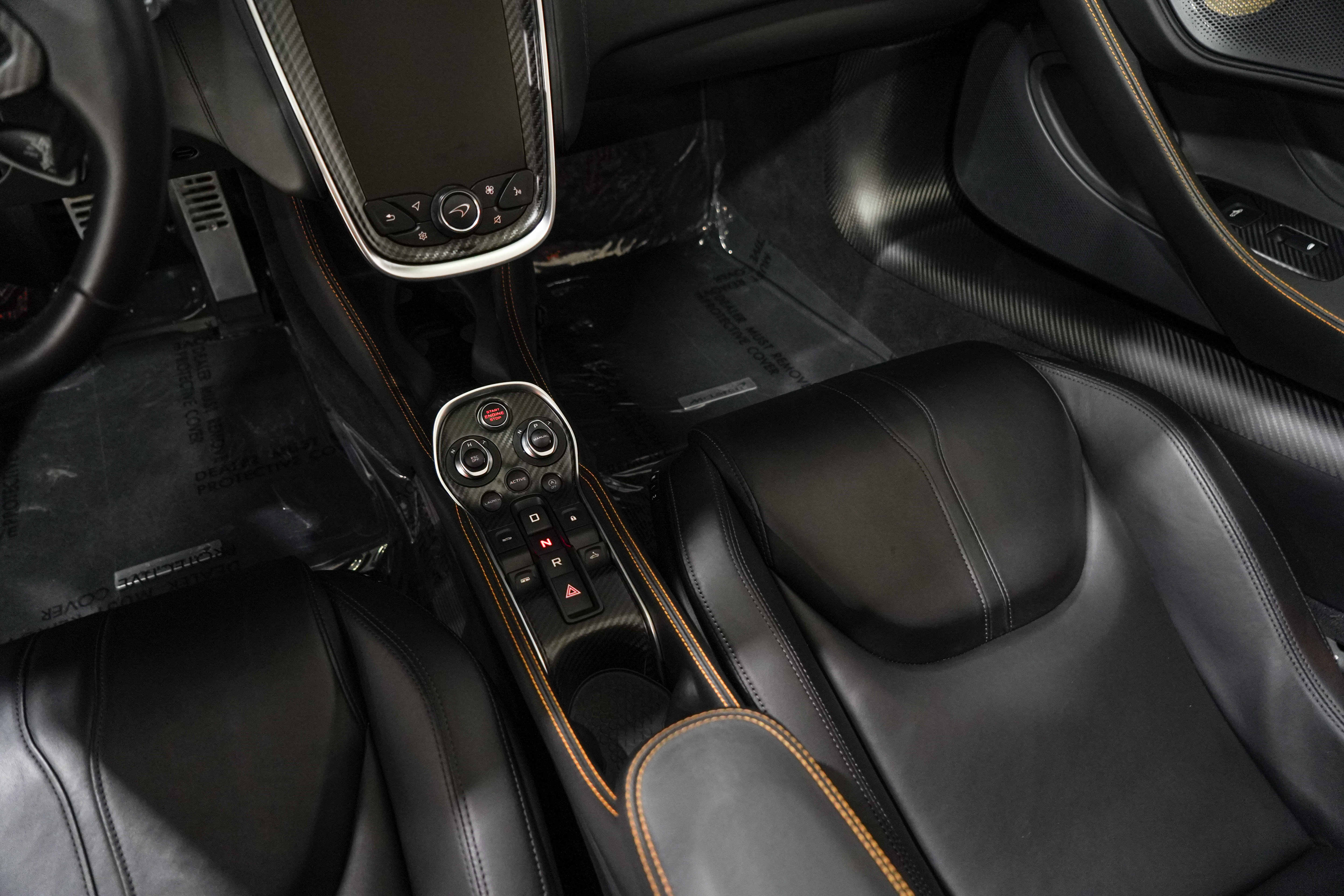 Used 2020 McLaren 600LT Spider RWD image 14