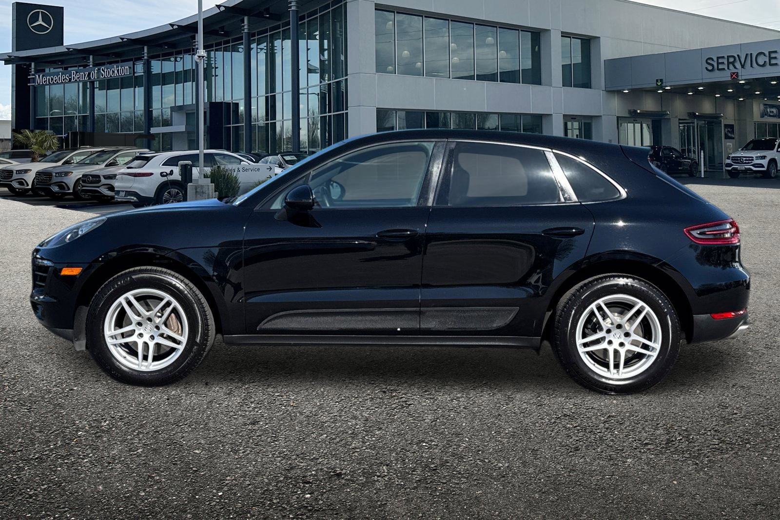 Used 2018 Porsche Macan image 7
