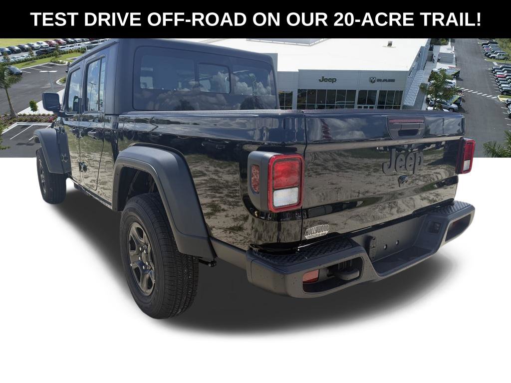 New 2026 Jeep Gladiator Sport AWD/4WD image 5