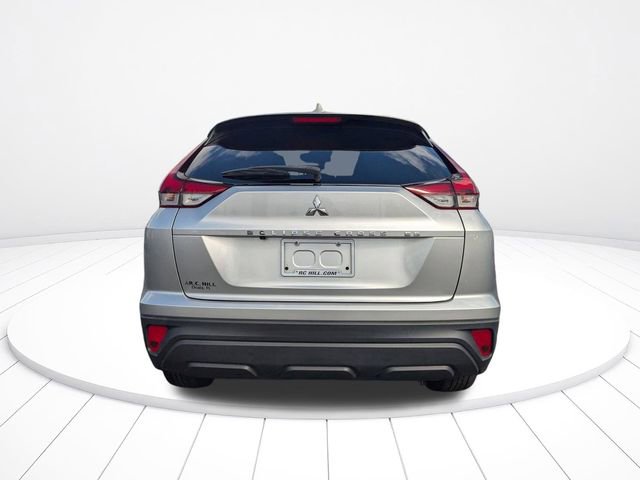 Used 2022 Mitsubishi Eclipse Cross ES FWD image 4