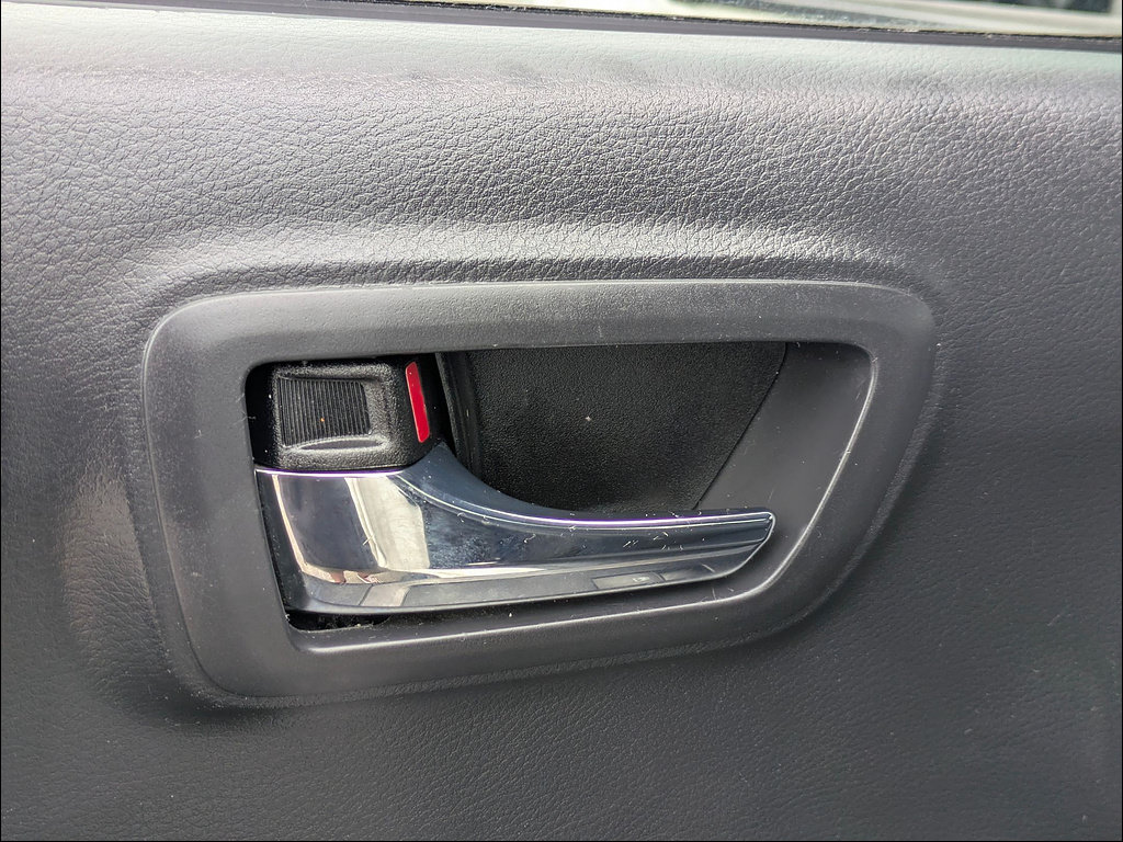 Used 2022 Toyota Tacoma TRD Sport w/ TRD Premium Sport Package AWD/4WD image 27