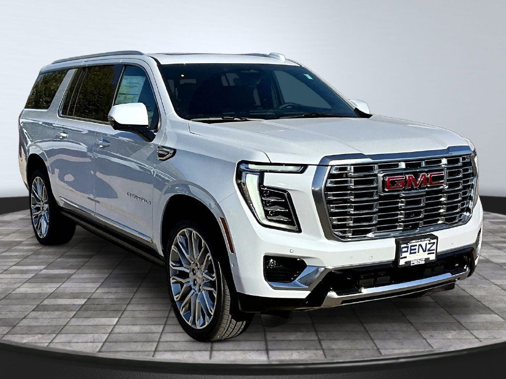 New 2027 GMC Yukon XL Denali w/ Denali Reserve Package AWD/4WD image 2