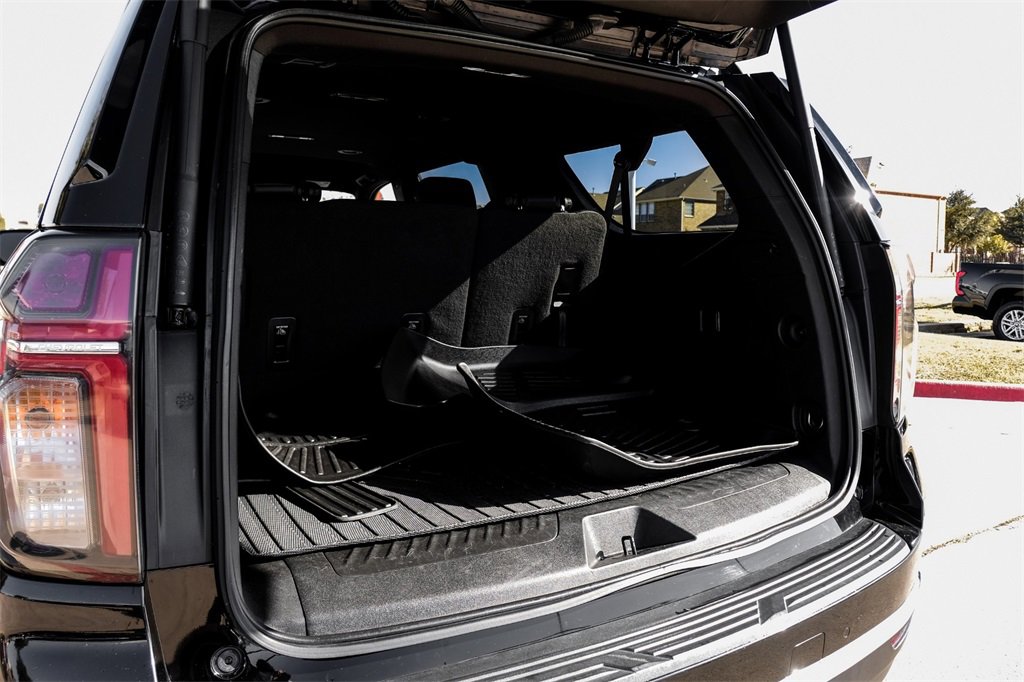 Used 2022 Chevrolet Suburban LT image 56