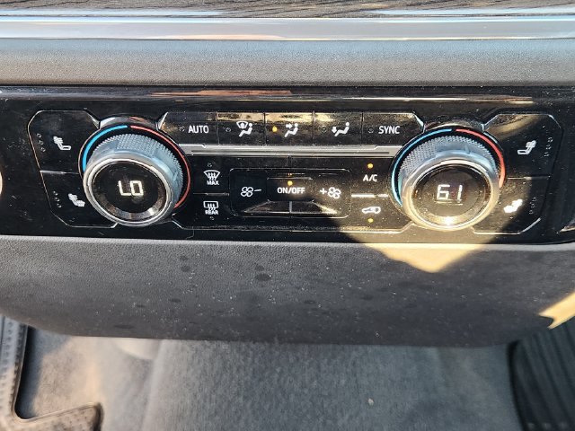 Used 2023 Chevrolet Silverado 1500 LT RWD image 18