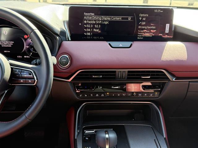 New 2025 MAZDA CX-70 Plug-In Hybrid w/ Premium Plus AWD/4WD image 22