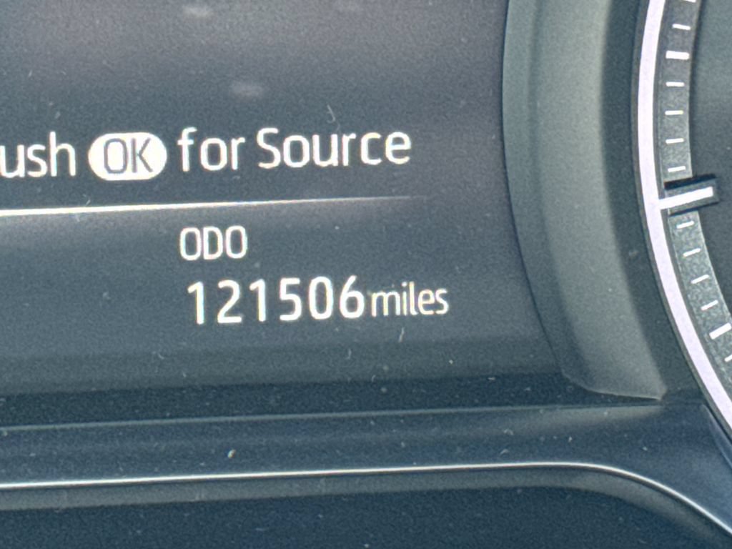 Used 2021 Toyota Venza XLE AWD/4WD image 19