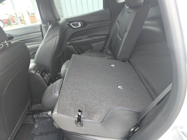 New 2026 Jeep Compass Limited image 22