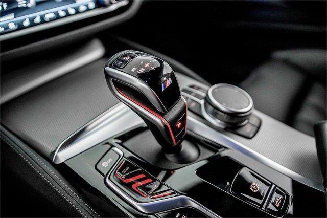 Used 2023 BMW M5 w/ Executive Package image 40