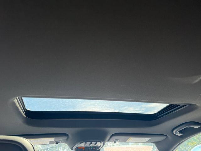 New 2026 Buick Envista Sport Touring FWD image 18