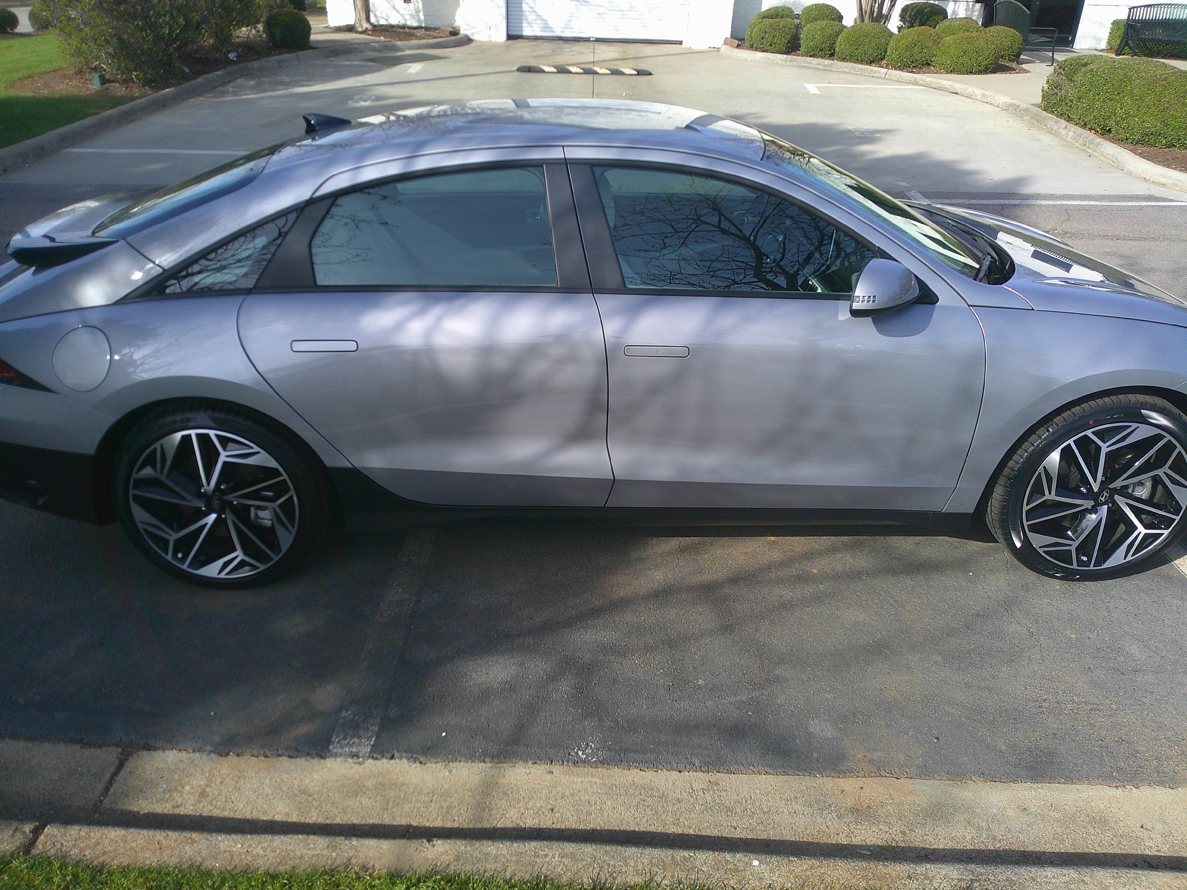 Used 2023 Hyundai Ioniq 6 SEL w/ Cargo Package image 13