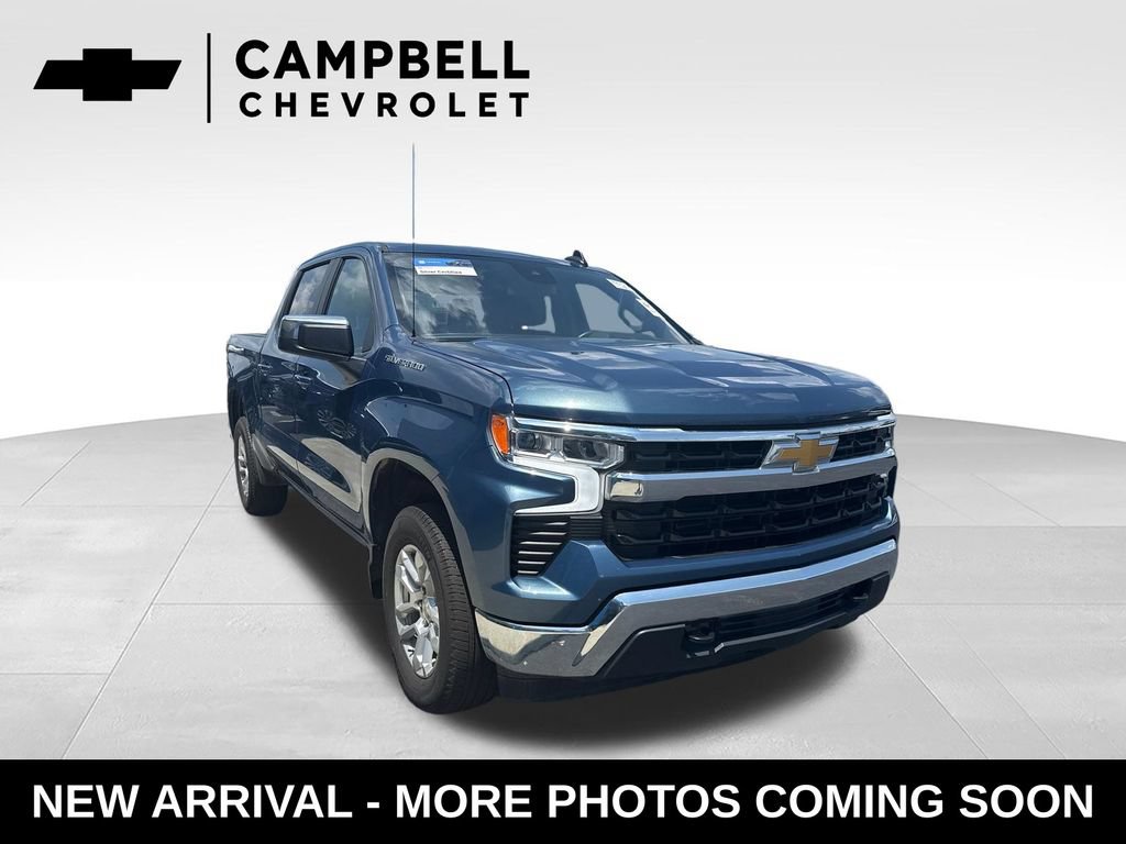 Used 2024 Chevrolet Silverado 1500 LT AWD/4WD image 7