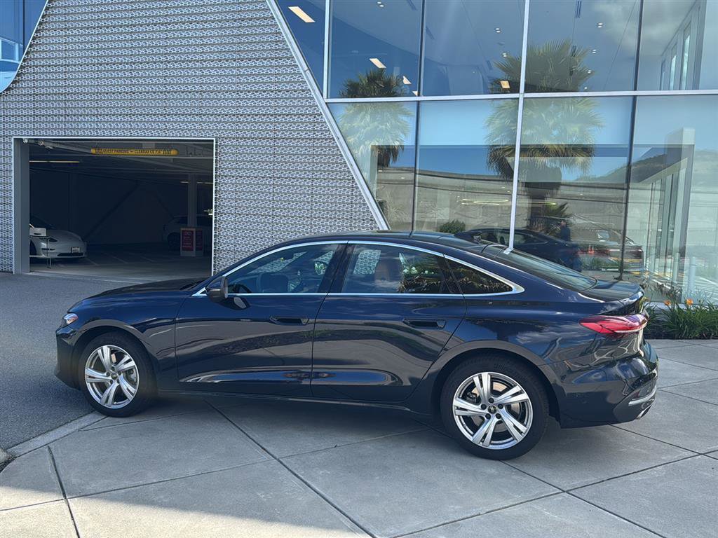 Used 2025 Audi A5 2.0T Premium Plus w/ Premium Plus image 9