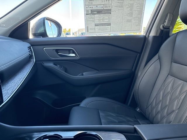 New 2026 Nissan Rogue Platinum w/ Platinum Premium Package image 32