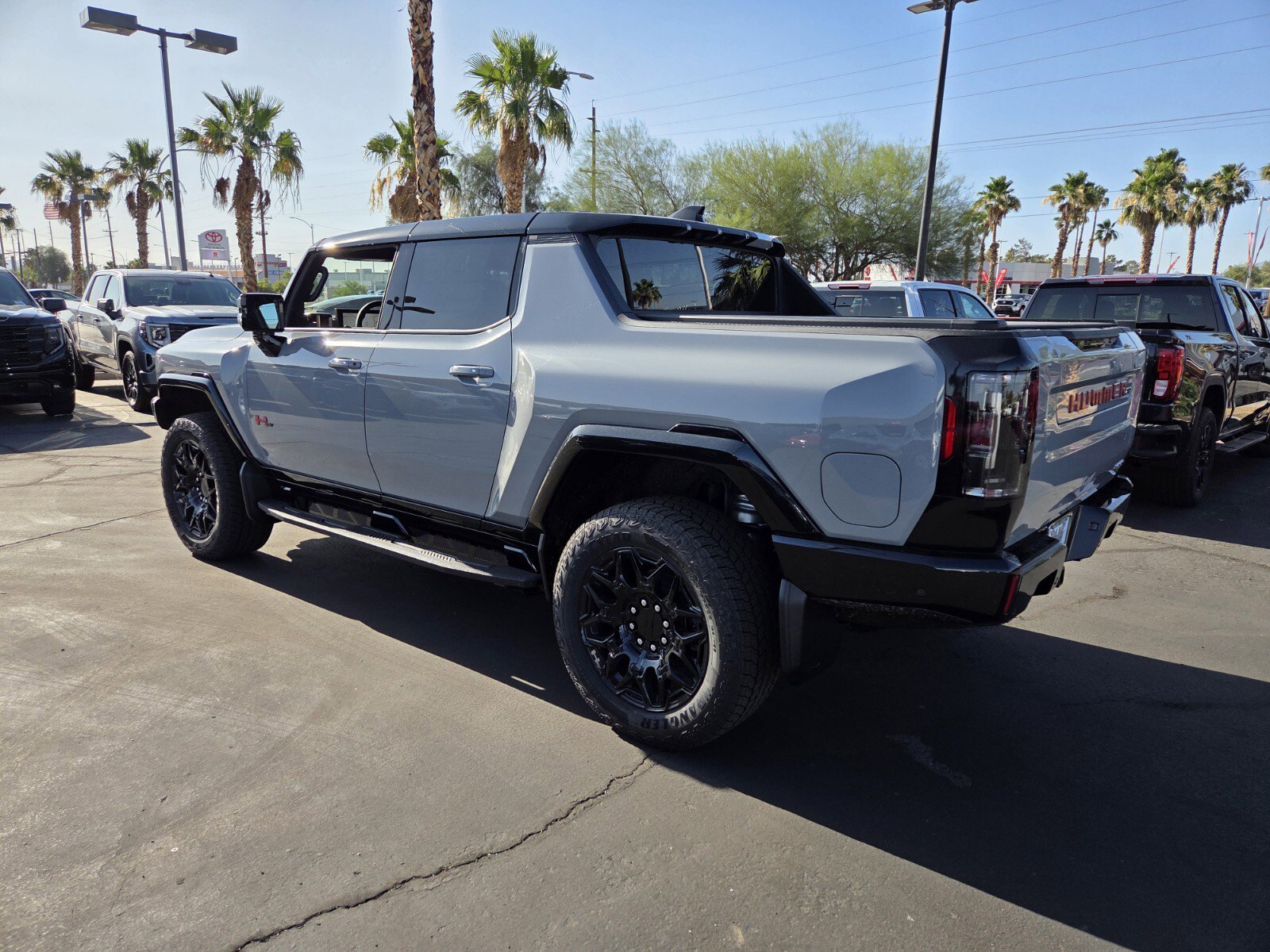 New 2025 GMC Hummer EV 2X w/ LPO, Sport Package image 3