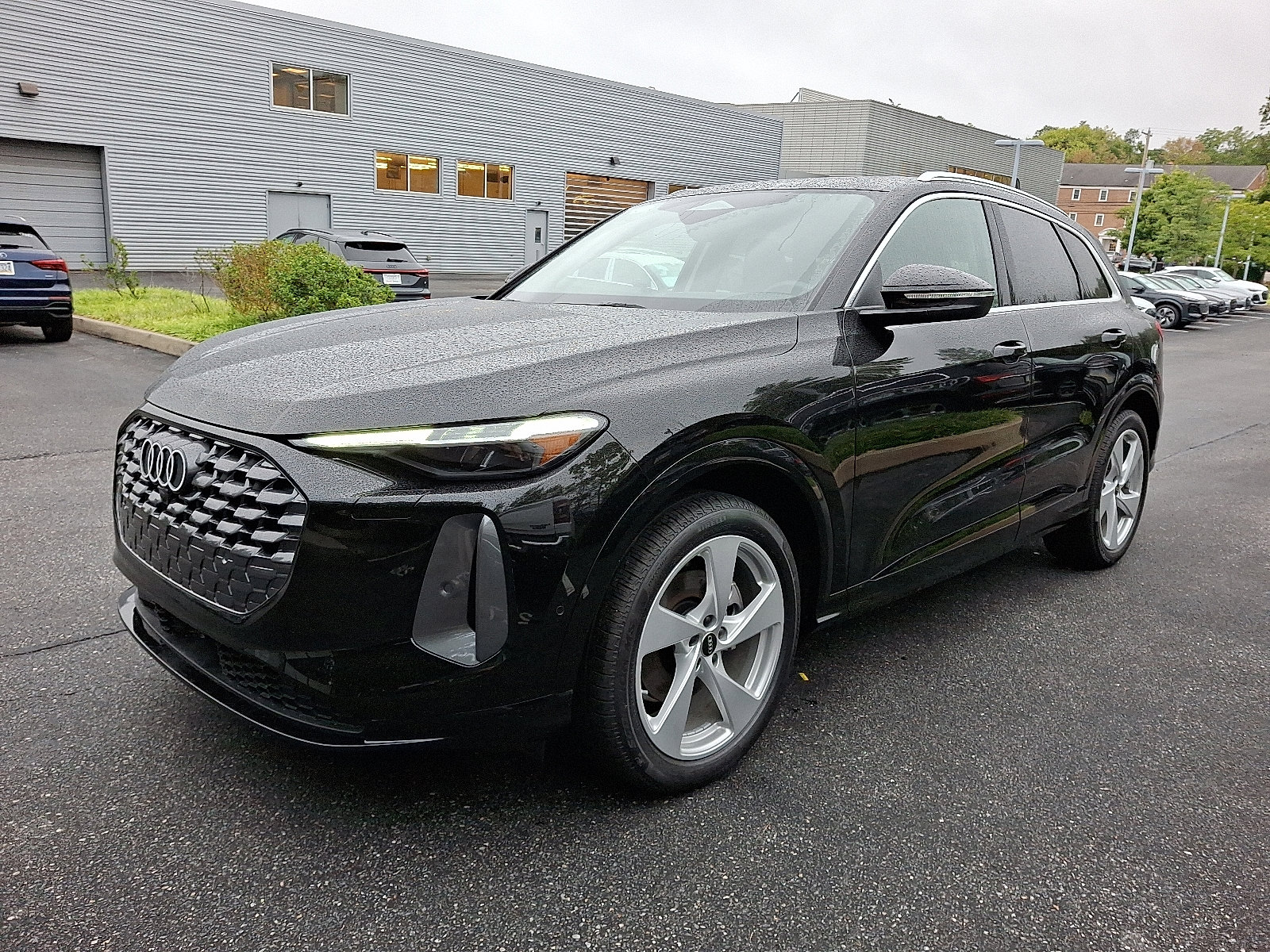 New 2025 Audi Q5 Prestige image 2