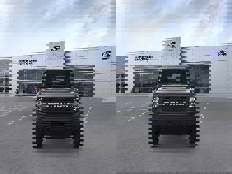 New 2025 Ford Bronco 4-Door image 6