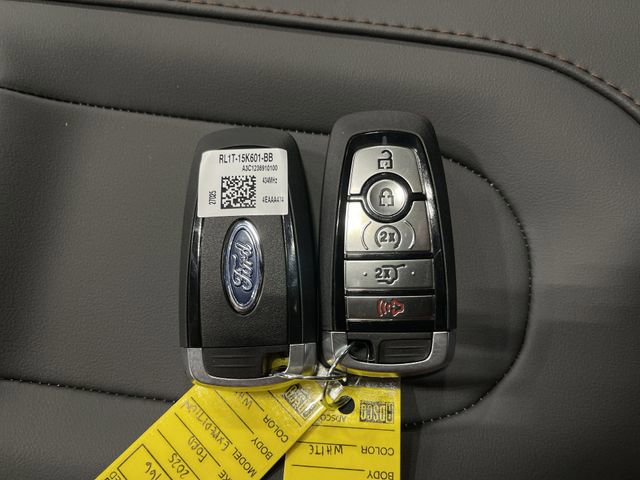 New 2025 Ford Expedition Active image 36