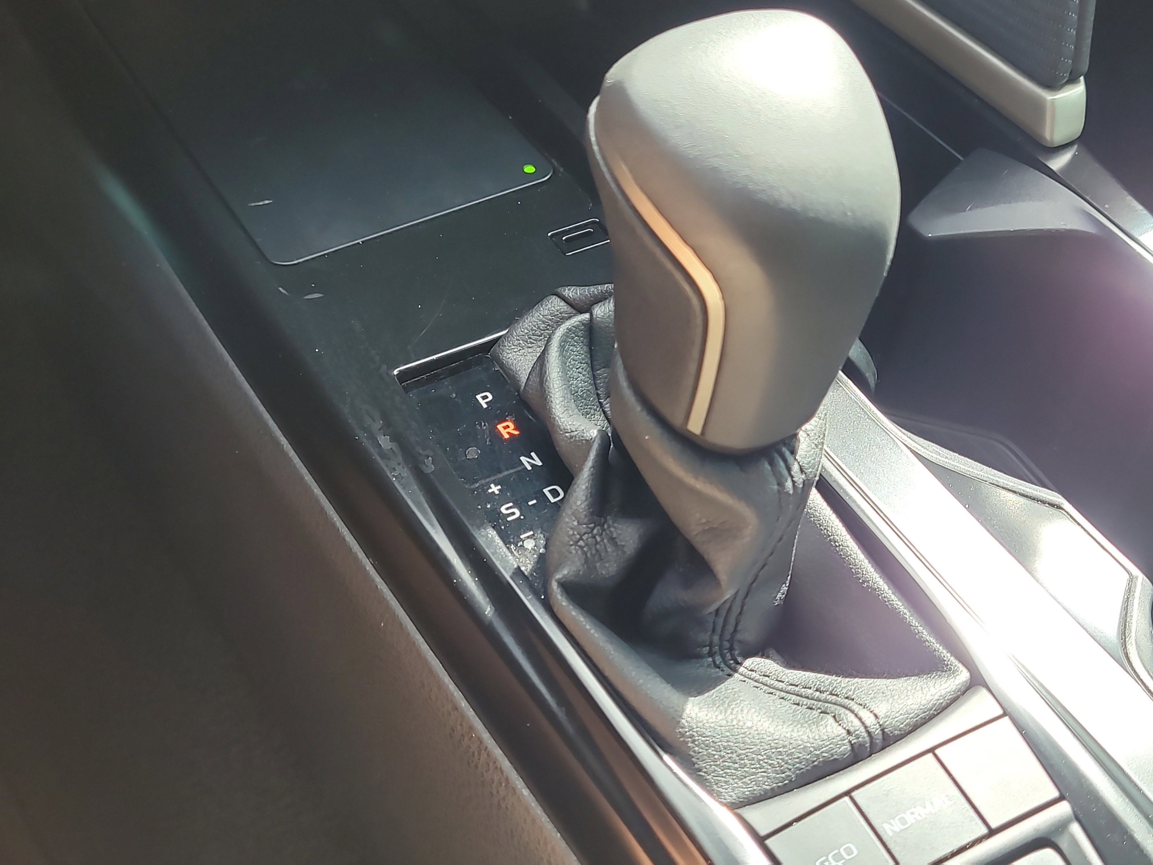 Certified 2025 Toyota Camry SE w/ Convenience Package image 26