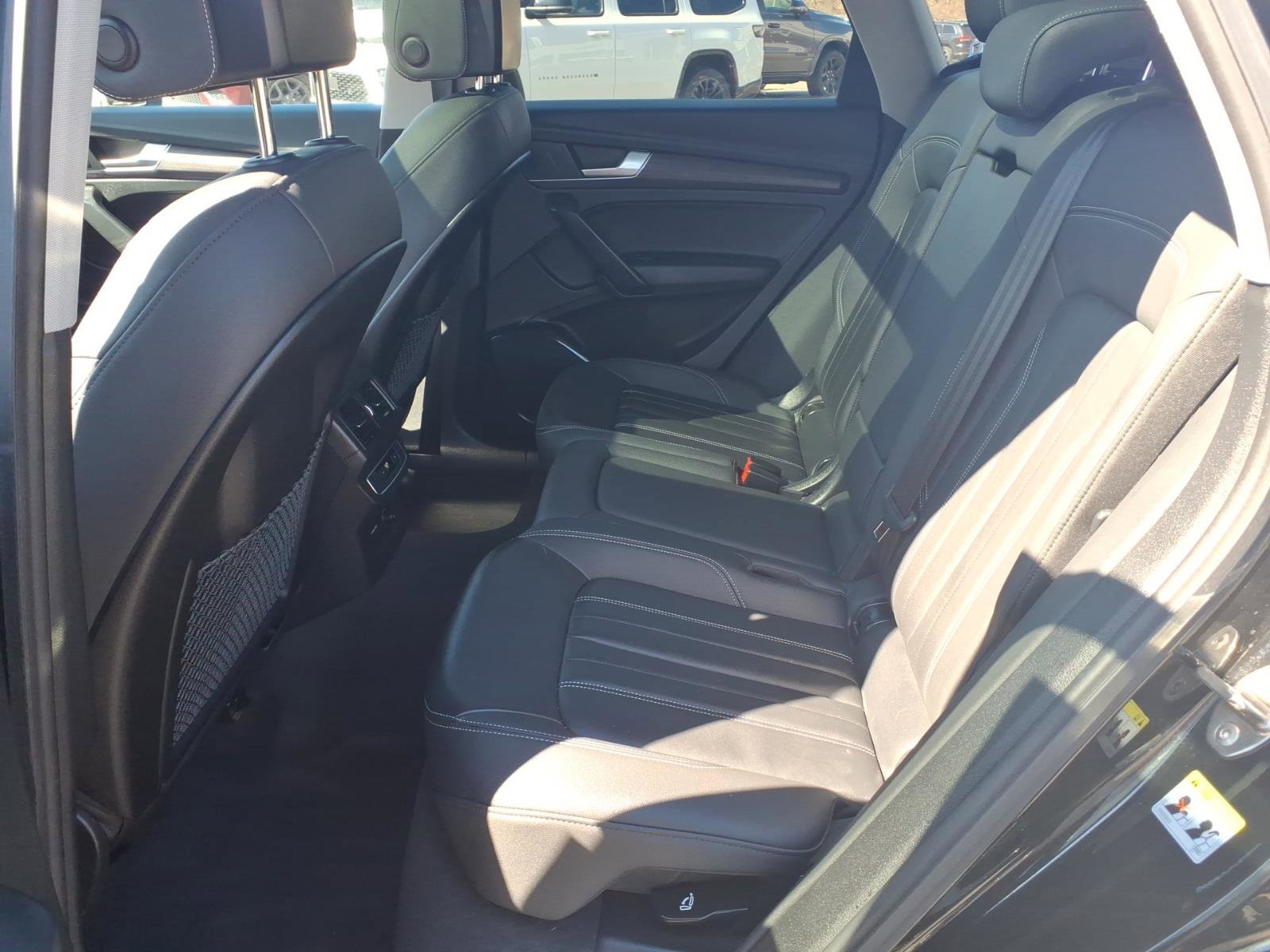 Used 2021 Audi Q5 Premium image 10