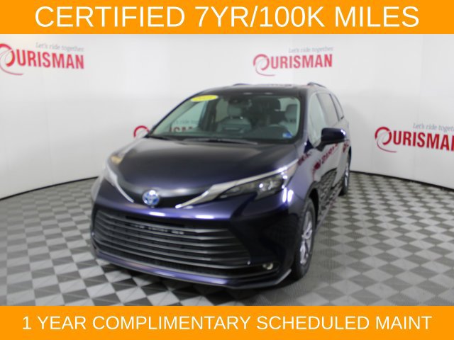 Used 2025 Toyota Sienna XLE