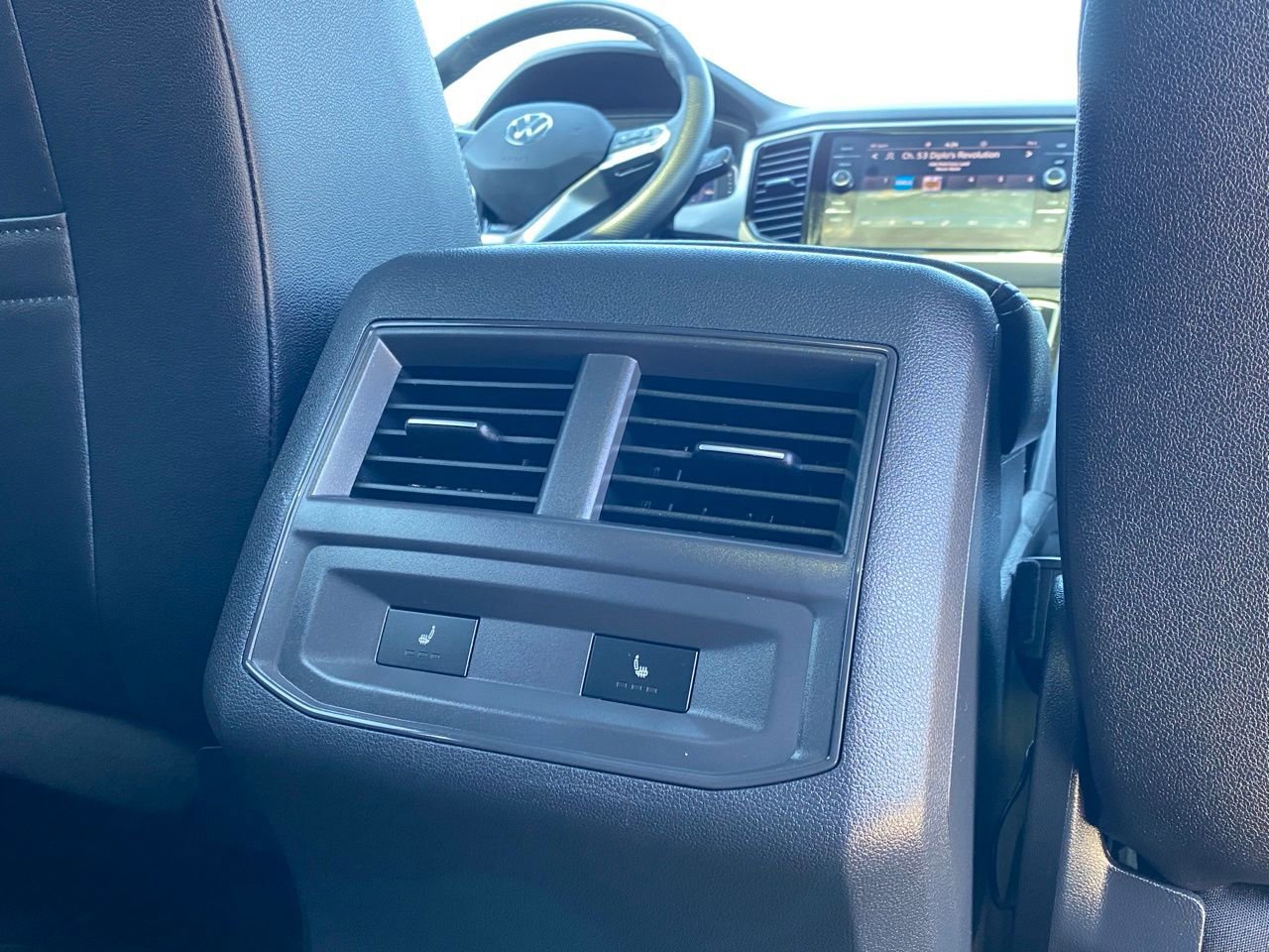 Used 2023 Volkswagen Atlas Cross Sport SEL Premium R-Line image 23