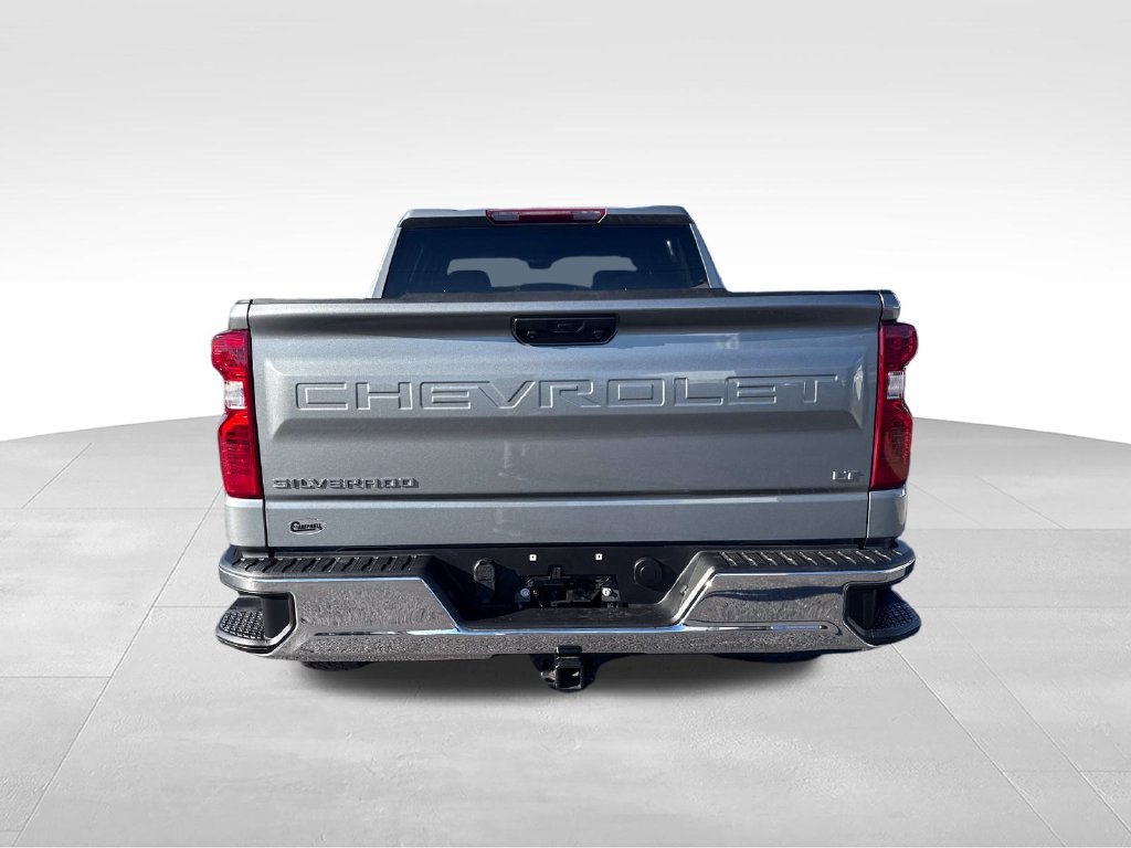 Used 2024 Chevrolet Silverado 1500 LT AWD/4WD image 9
