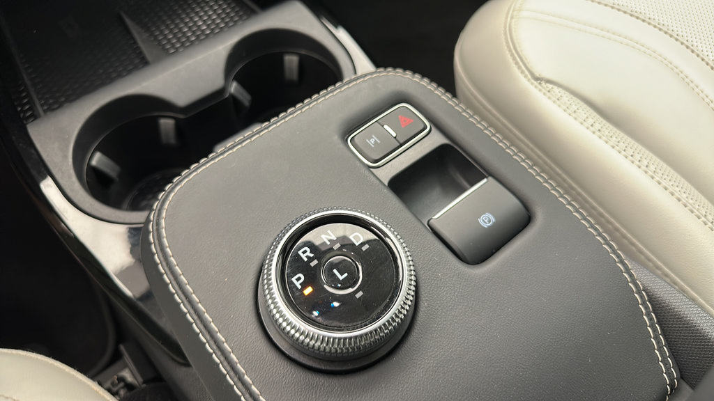 Used 2022 Ford Mustang Mach-E Premium RWD image 18