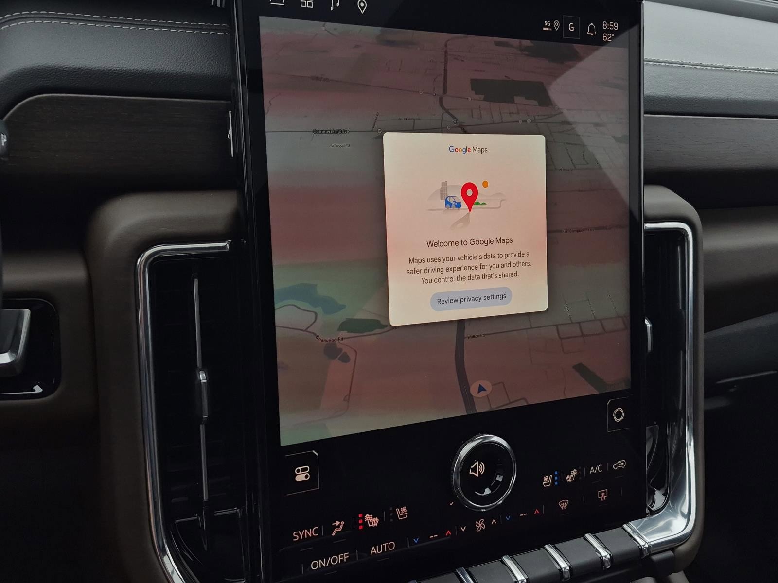 New 2026 GMC Yukon Denali Ultimate w/ LPO, Floor Liner Package image 26