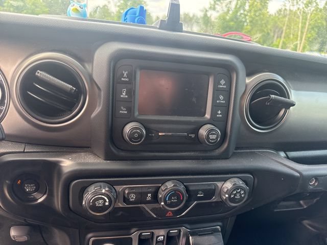 Used 2020 Jeep Gladiator Sport w/ Quick Order Package 24S AWD/4WD image 26