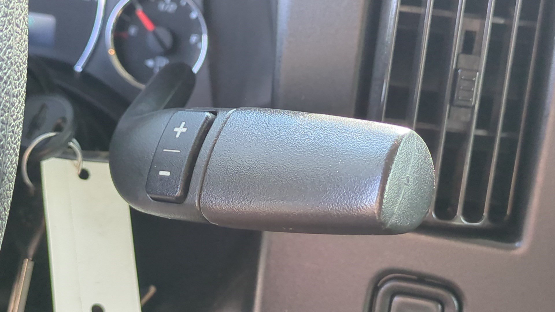 Used 2019 Chevrolet Express 2500 LT w/ LT Preferred Equipment Group RWD image 21
