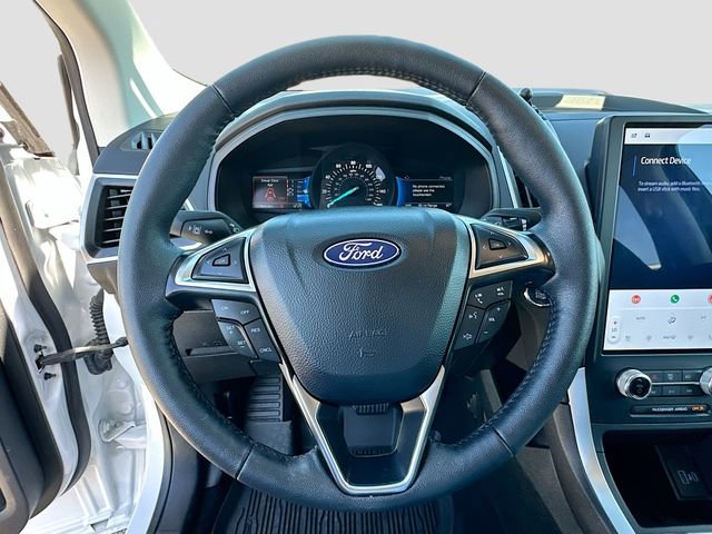 Used 2024 Ford Edge SEL w/ Sport Appearance Package image 11