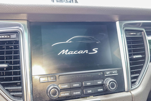 Used 2017 Porsche Macan S AWD/4WD image 26