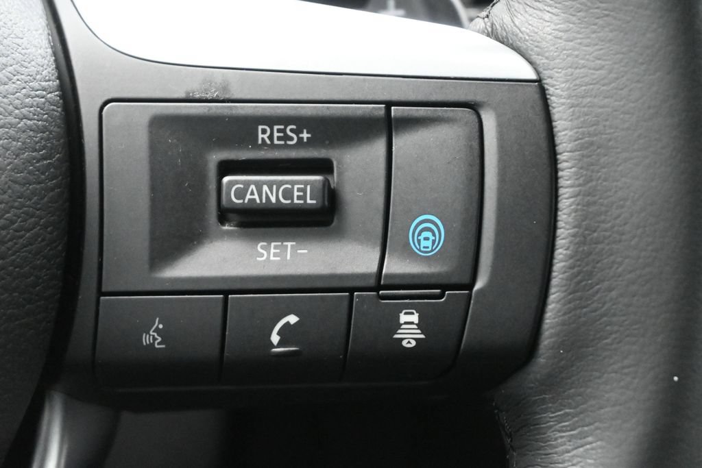 Used 2023 INFINITI QX60 Luxe w/ Vision Package FWD image 10