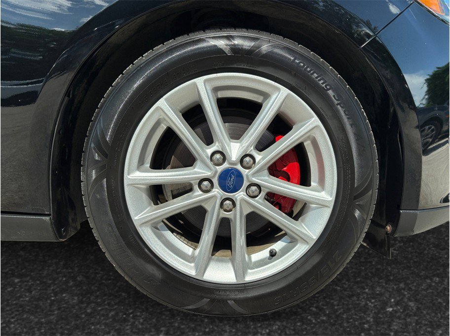 Used 2016 Ford Focus SE FWD image 12