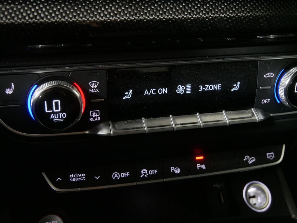 Used 2019 Audi SQ5 Prestige w/ Prestige Package AWD/4WD image 25