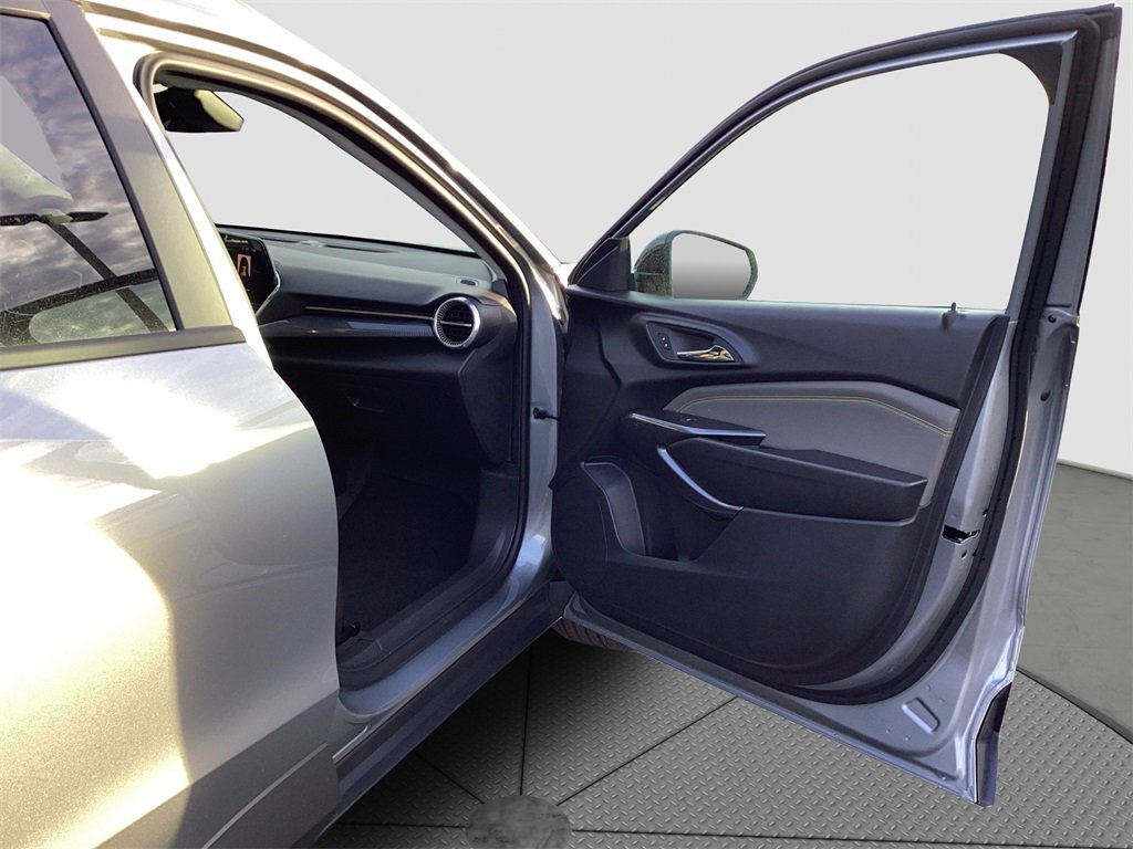 New 2026 Chevrolet Trax ACTIV w/ Driver Confidence Package image 29
